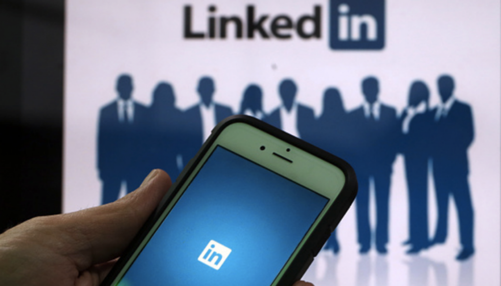 أزاي أعمل حساب مميز على موقع Linkedin (1)